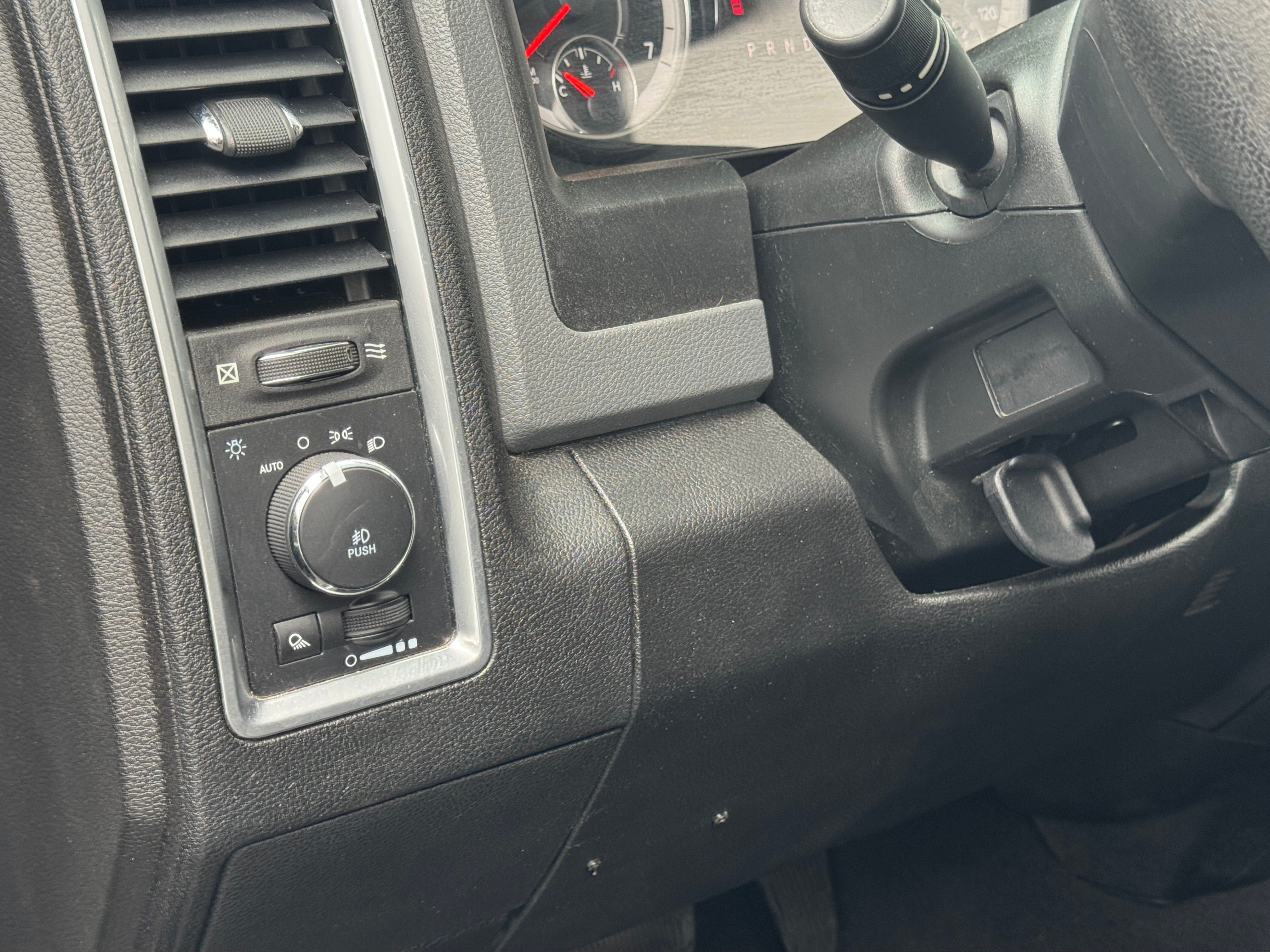 ram ram 1500 classic 2019 1C6RR6GT5KS734275 image ram ram 1500 classic 2019 1C6RR6GT5KS734275 image
